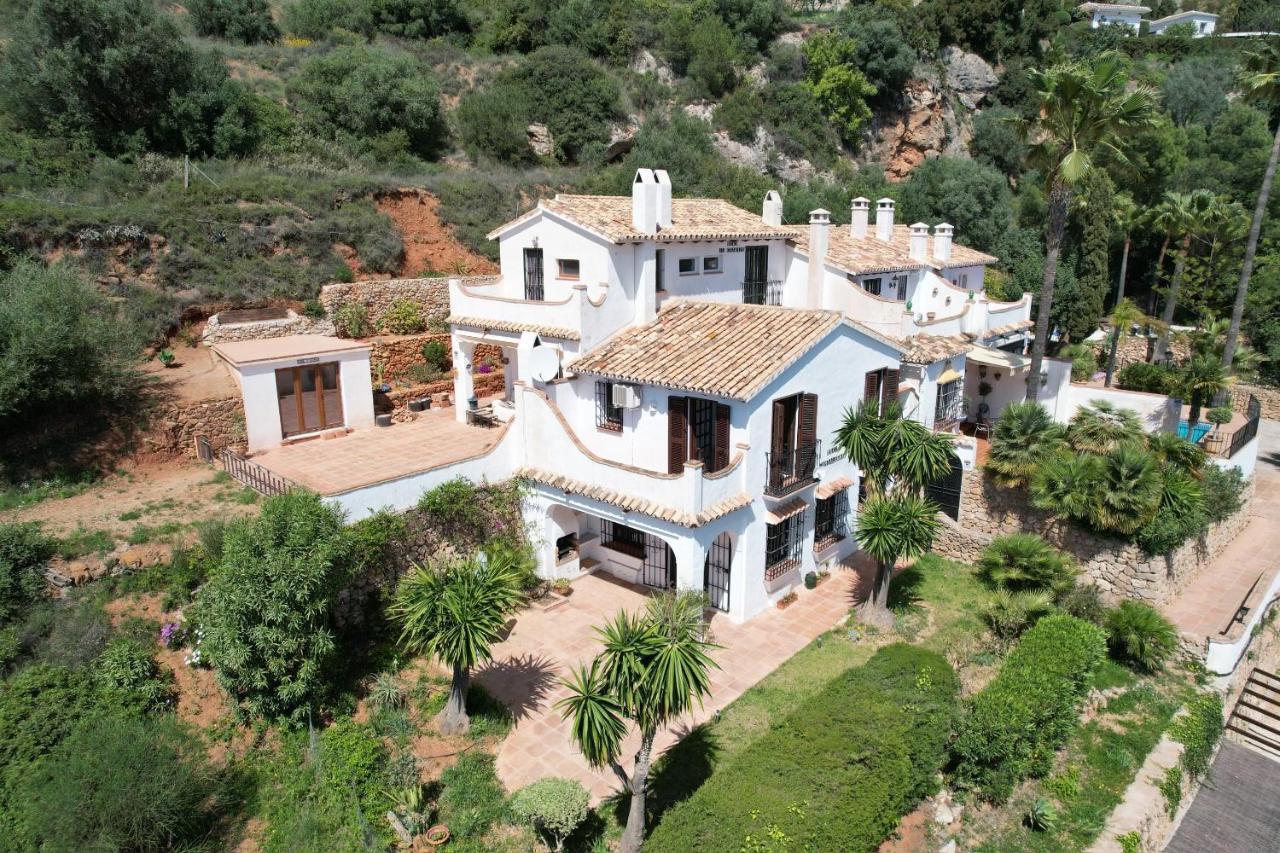 Vila Terraced House In The Mountains With Fantastic View Màlaga Exteriér fotografie